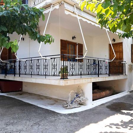 Glyfada'S Family Apartment Glyfada  エクステリア 写真