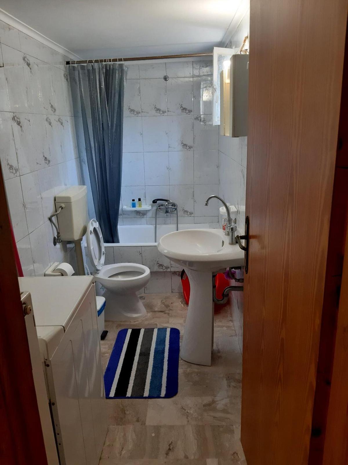 Glyfada'S Family Apartment Glyfada  エクステリア 写真